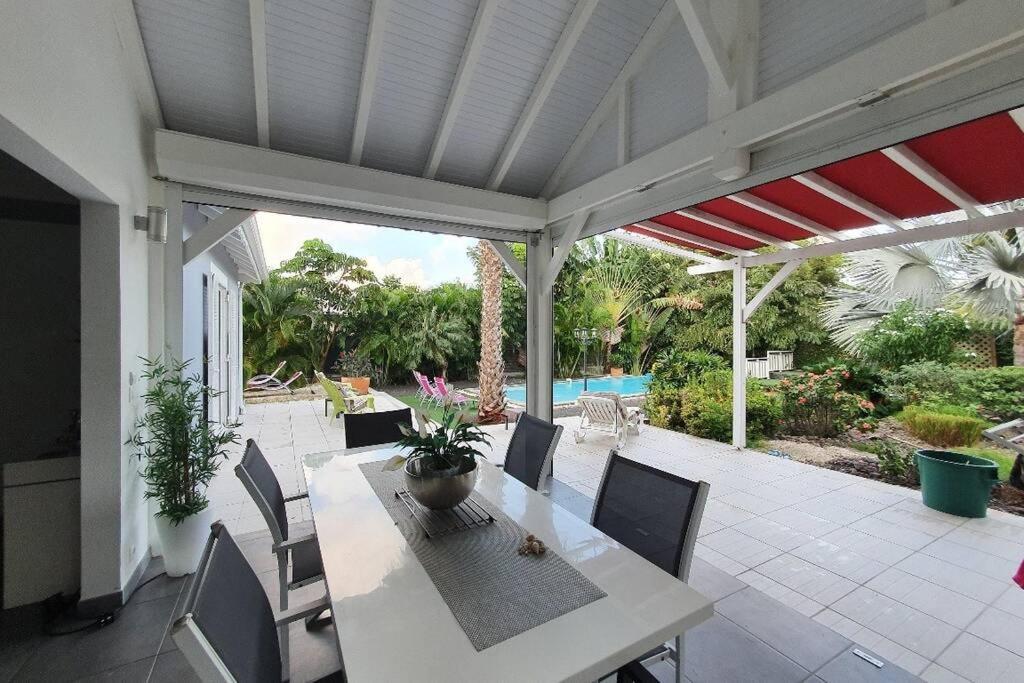 Villa White Piscine A Debordement 圣弗朗索瓦 外观 照片