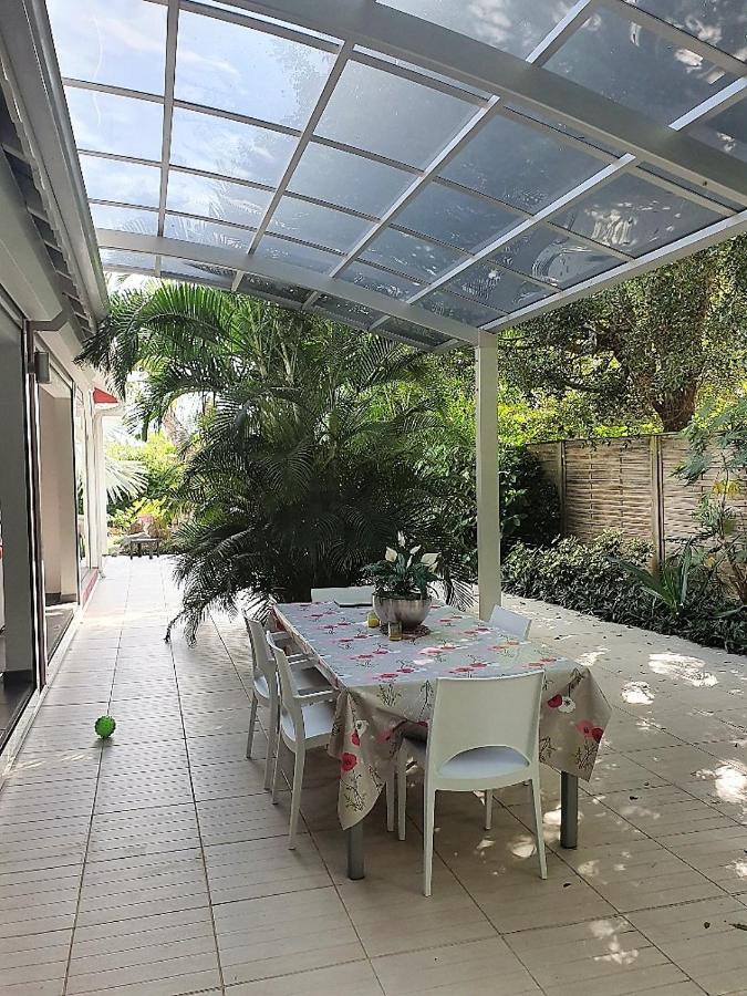 Villa White Piscine A Debordement 圣弗朗索瓦 外观 照片